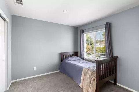 Bedroom - 1078 Atherton Dr, Tracy, CA 95304 photo 4 of 6