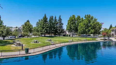 View/Area - 1078 Atherton Dr, Tracy, CA 95304 photo 7 of 12