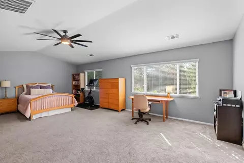 Bedroom - 1078 Atherton Dr, Tracy, CA 95304 photo 1 of 6