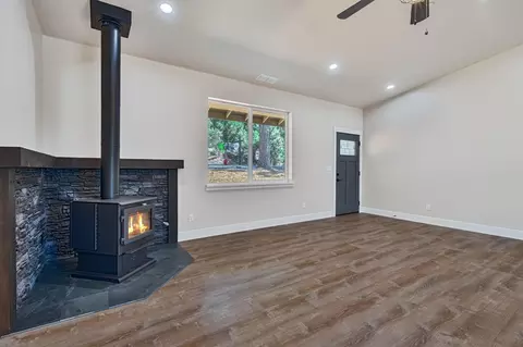 Living - 5480 Daisy Dr, Pollock Pines, CA 95726 photo 6 of 6
