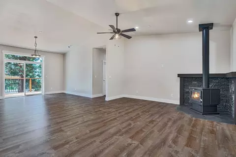 Living - 5480 Daisy Dr, Pollock Pines, CA 95726 photo 5 of 6