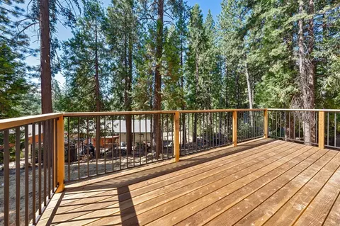 Exterior - 5480 Daisy Dr, Pollock Pines, CA 95726 photo 6 of 11