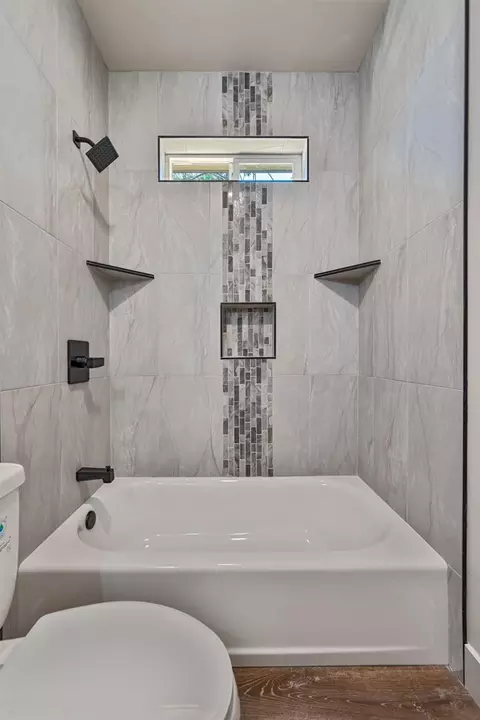 Bath - 5480 Daisy Dr, Pollock Pines, CA 95726 photo 6 of 6