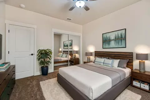 Bedroom - 5480 Daisy Dr, Pollock Pines, CA 95726 photo 4 of 9