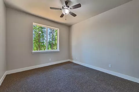 Bedroom - 5480 Daisy Dr, Pollock Pines, CA 95726 photo 8 of 9