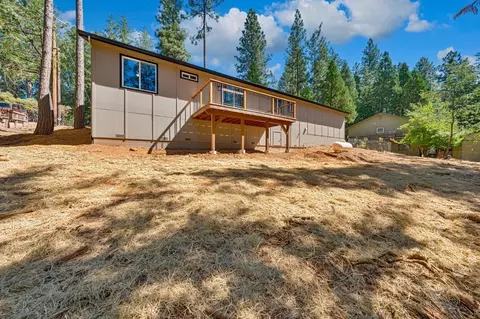 Exterior - 5480 Daisy Dr, Pollock Pines, CA 95726 photo 7 of 11