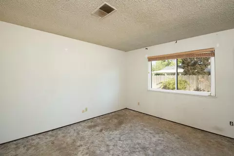 Bedroom - 3313 Mesquite Way, Modesto, CA 95355 photo 2 of 7