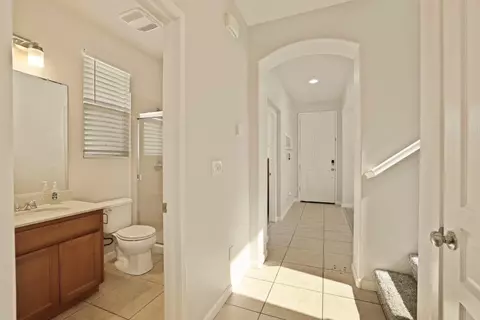 Entry Way - 16891 Tulip Tree Way, Lathrop, CA 95330 photo 3 of 8