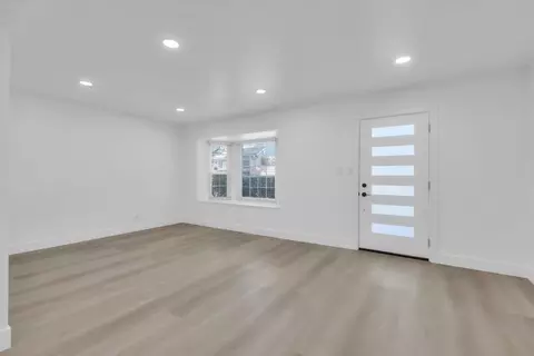 Living - 4032 Oak Villa Cir, Carmichael, CA 95608 photo 2 of 6