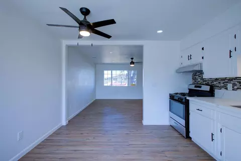 Living - 2864 Elm Ave, Merced, CA 95348 photo 3 of 4
