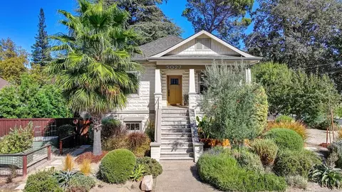 5027 M St, Sacramento, CA 95819