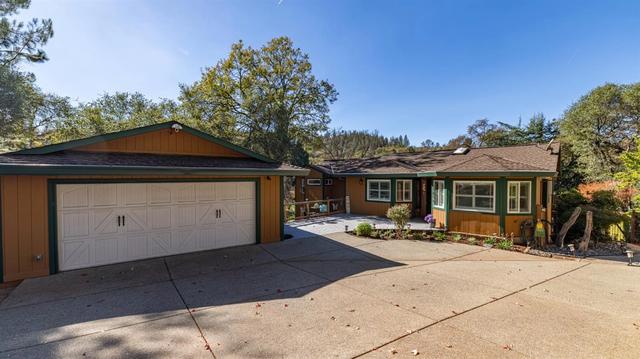 11317 Lakeshore S, Auburn, CA 95602