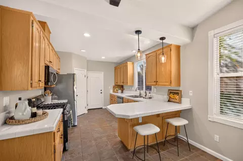 Kitchen - 3110 Aaron Dr, Rocklin, CA 95765 photo 4 of 4