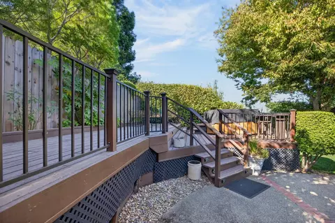Exterior - 3110 Aaron Dr, Rocklin, CA 95765 photo 4 of 9