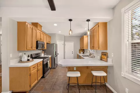 Kitchen - 3110 Aaron Dr, Rocklin, CA 95765 photo 3 of 4