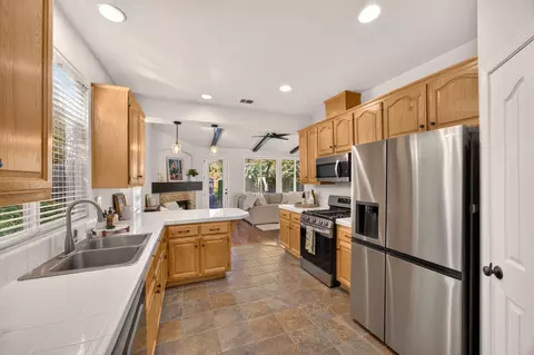 Kitchen - 3110 Aaron Dr, Rocklin, CA 95765 photo 1 of 4