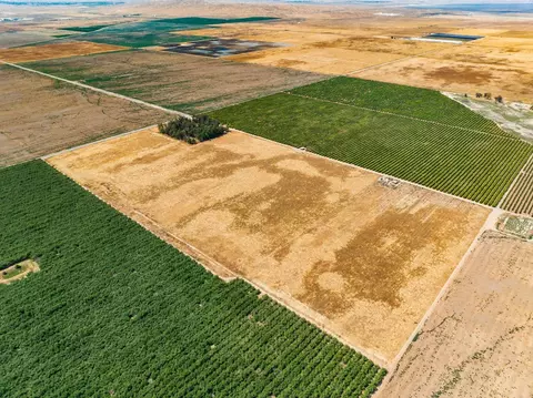 0 Gardner Field Rd, Taft, CA 93268 photo 8