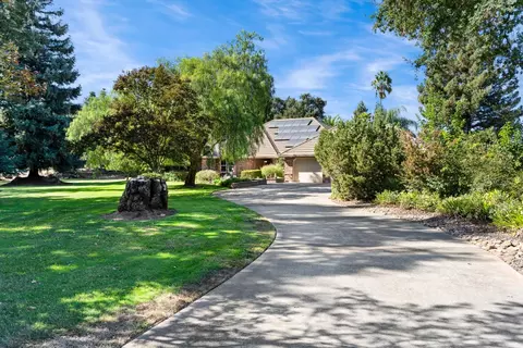 Exterior - 22605 N Davis Rd, Lodi, CA 95242 photo 1 of 17