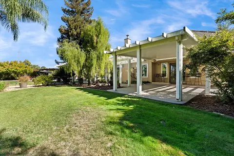 Exterior - 22605 N Davis Rd, Lodi, CA 95242 photo 10 of 17