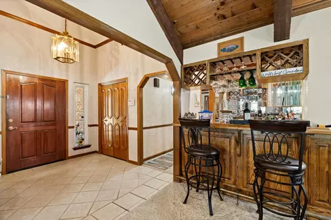 Entry Way - 22605 N Davis Rd, Lodi, CA 95242 photo 4 of 12