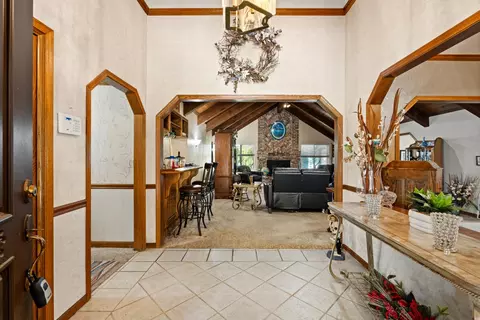 Entry Way - 22605 N Davis Rd, Lodi, CA 95242 photo 1 of 12