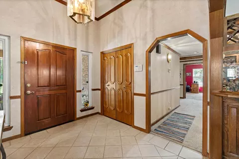 Entry Way - 22605 N Davis Rd, Lodi, CA 95242 photo 2 of 12