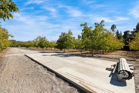 Exterior - 22605 N Davis Rd, Lodi, CA 95242 photo 16 of 17