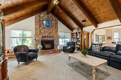 Living - 22605 N Davis Rd, Lodi, CA 95242 photo 2 of 6