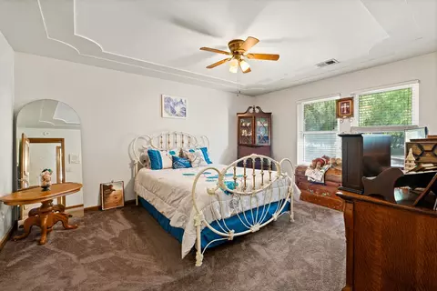 Bedroom - 22605 N Davis Rd, Lodi, CA 95242 photo 4 of 4