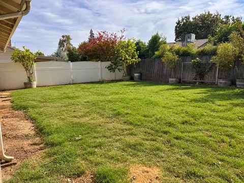 Exterior - 716 Pinot Noir Dr, Lodi, CA 95240 photo 2 of 4