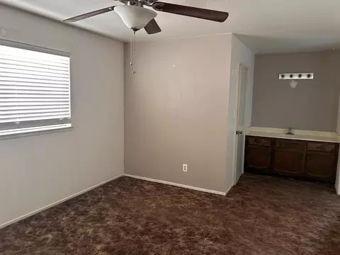 Bedroom - 716 Pinot Noir Dr, Lodi, CA 95240 photo 4 of 4