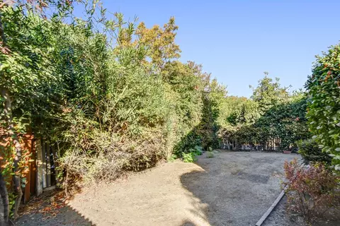 Exterior - 2700 Sycaomre Ln, Davis, CA 95616 photo 6 of 9