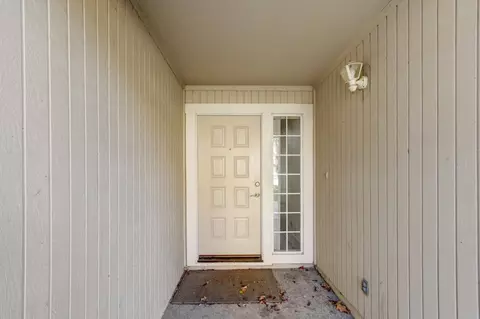 Entry Way - 2700 Sycaomre Ln, Davis, CA 95616 photo 1 of 3
