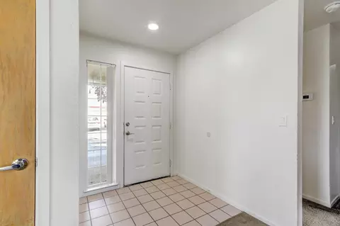 Entry Way - 2700 Sycaomre Ln, Davis, CA 95616 photo 2 of 3
