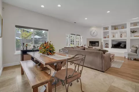 Dining - 1945 Foxtail Ct, Turlock, CA 95382 photo 1 of 2