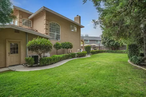 Exterior - 1945 Foxtail Ct, Turlock, CA 95382 photo 8 of 9