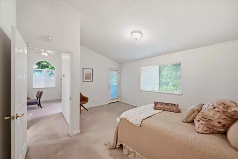 Bedroom - 133 Windsor Ln, Grass Valley, CA 95949 photo 2 of 5