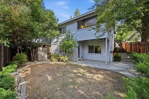 Exterior - 133 Windsor Ln, Grass Valley, CA 95949 photo 5 of 10