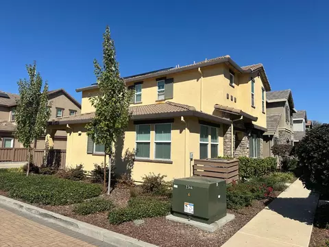 57 Huddlestone Cir, Roseville, CA 95661