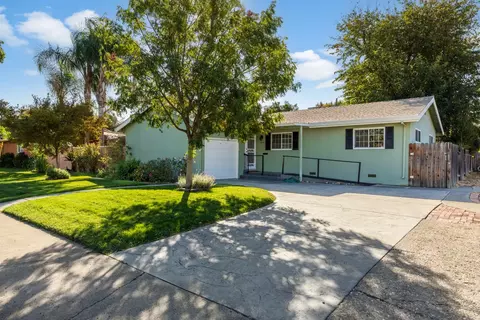 105 Antelope Way, Woodland, CA 95695
