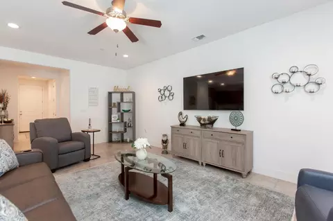 Living - 1170 Aartman Dr, Ripon, CA 95366 photo 3 of 4