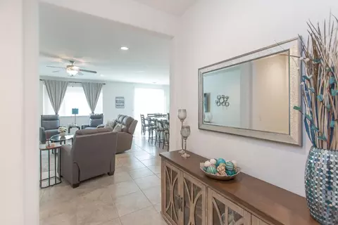 Entry Way - 1170 Aartman Dr, Ripon, CA 95366 photo 1 of 2