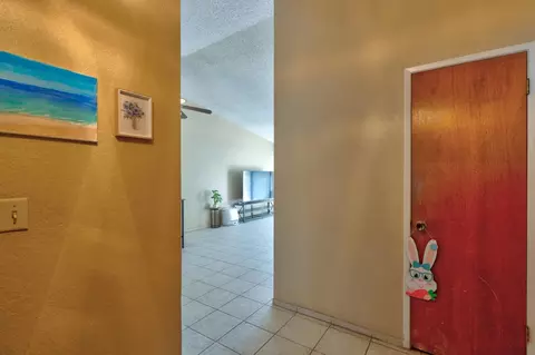 Entry Way - 829 Inez Dr, Modesto, CA 95351 photo 3 of 3