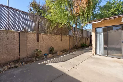 Exterior - 829 Inez Dr, Modesto, CA 95351 photo 5 of 6