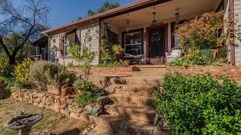 8464 Peek Cir, Mokelumne Hill, CA 95245