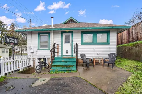 Exterior - 403 Bright Ave, Jackson, CA 95642 photo 18 of 23