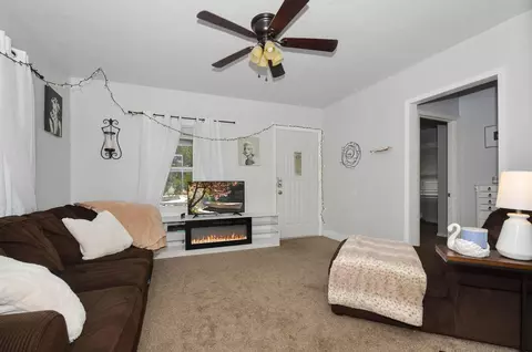 Living - 403 Bright Ave, Jackson, CA 95642 photo 2 of 5