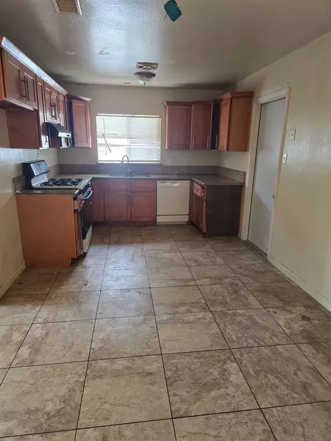 2218 Babette Way, Sacramento, CA 95832