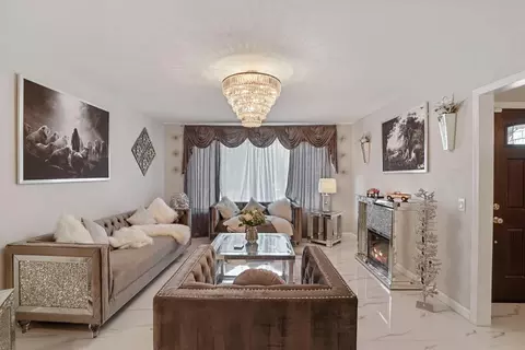 Living - 22992 Currier Dr, Tracy, CA 95304 photo 1 of 4