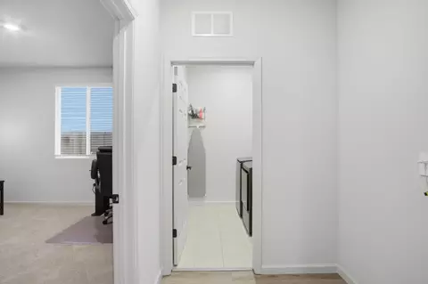 Entry Way - 1779 Eagle River Ave, Manteca, CA 95337 photo 2 of 5